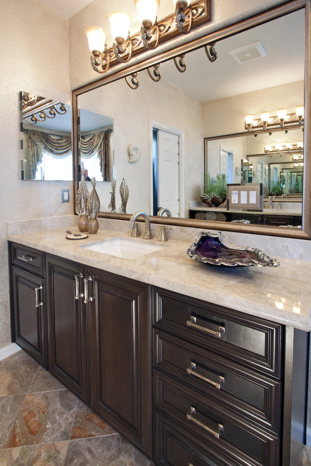 Traditional is Back Bathroom - Dorene Gomez Interiors : Dorene Gomez ...